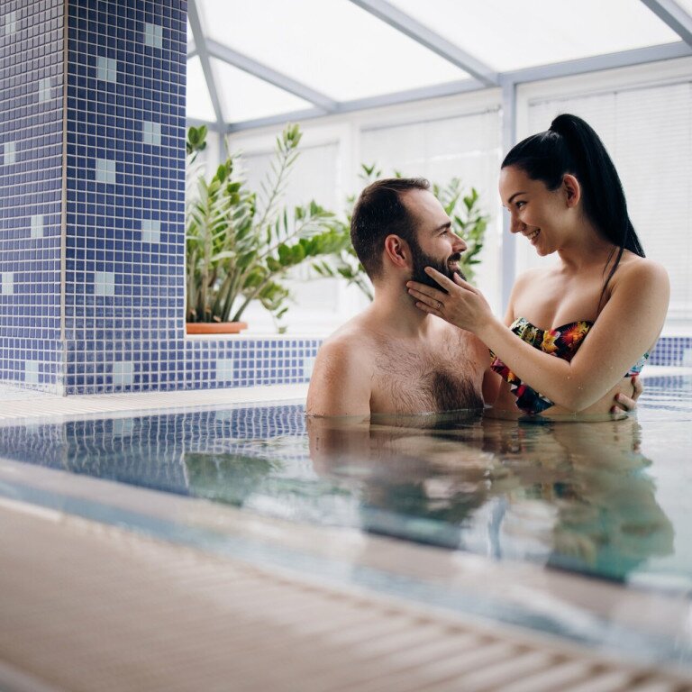 AJÁNDÉKOZZ FÜRDŐÉLMÉNYT