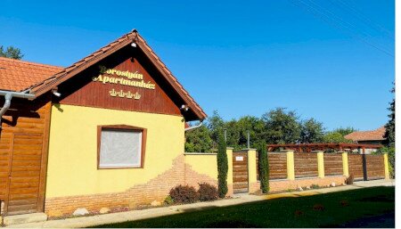 Borostyán Apartmanház