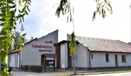 Tündérrózsa Apartman