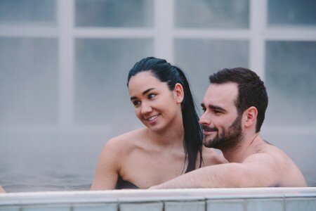 ÚJRA HOSSZABBÍTOTT NYITVATARTÁS! Esti jegy szauna használattal kedvezményes áron már 2.600 Ft-ért